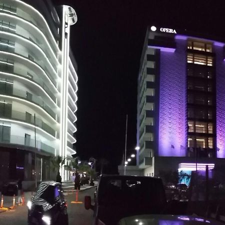 Arthemis Apartment Mamaia Buitenkant foto
