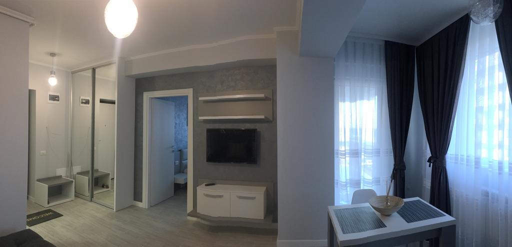 Arthemis Apartment Mamaia Buitenkant foto