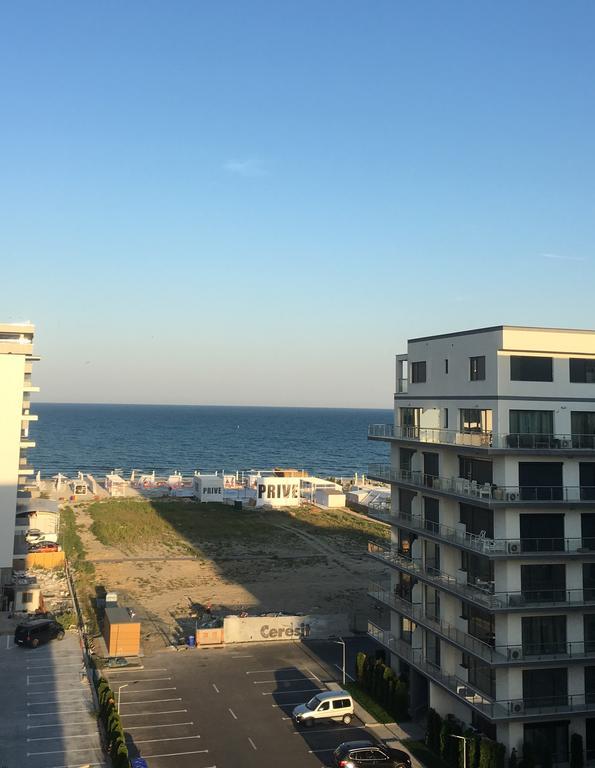 Arthemis Apartment Mamaia Buitenkant foto