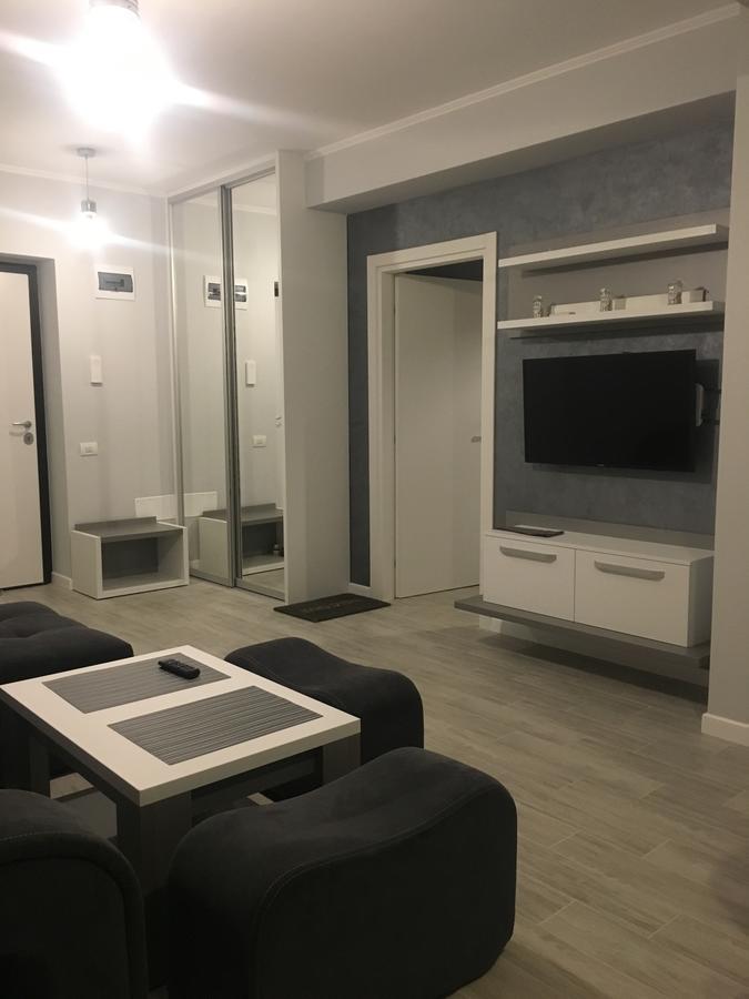 Arthemis Apartment Mamaia Buitenkant foto